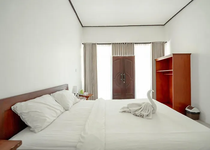 Brisk Homestay Uluwatu Redpartner